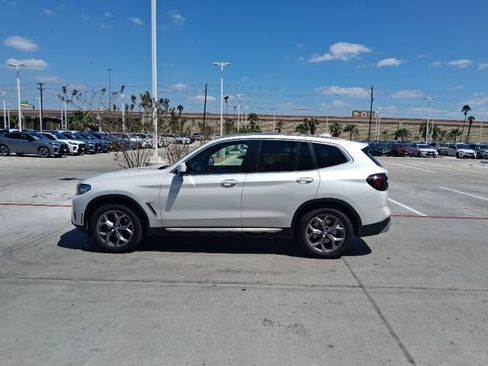 Used 2024 BMW X3 xDrive30i w/ Convenience Package AWD/4WD image 3