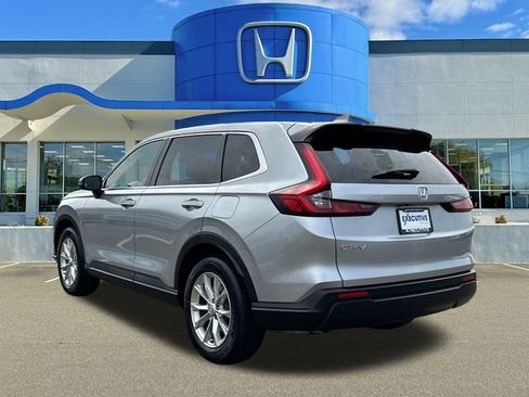 Used 2023 Honda CR-V EX image 4
