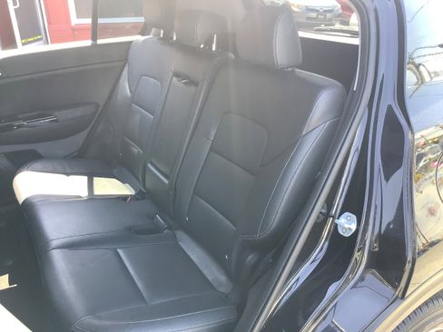Used 2018 Kia Sportage EX w/ EX Premium Package AWD/4WD image 12