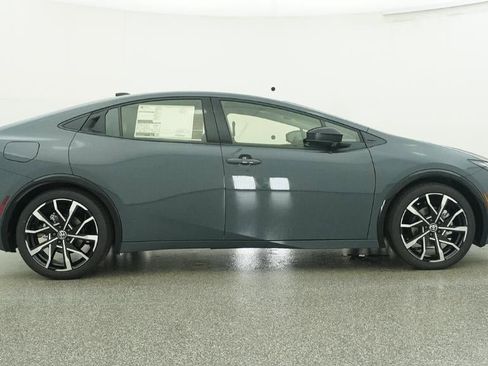 New 2026 Toyota Prius Plug-In Hybrid image 27