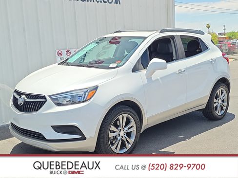 Used 2020 Buick Encore Preferred w/ Safety Package AWD/4WD image 3