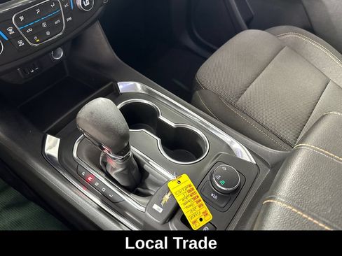 Used 2021 Chevrolet Traverse LS AWD/4WD image 3