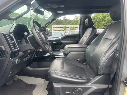 Used 2018 Ford F150 XLT w/ Equipment Group 302A Luxury AWD/4WD image 16