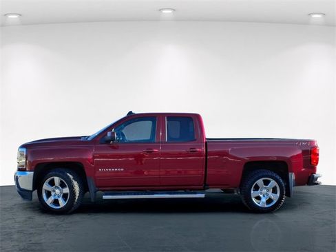 Used 2018 Chevrolet Silverado 1500 LT w/ All Star Edition image 13