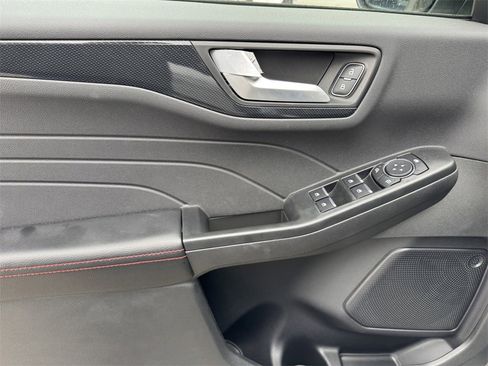 Used 2024 Ford Escape ST-Line w/ Tech Pack #1 image 11