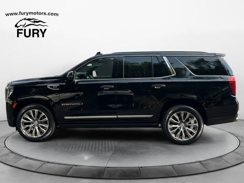 Used 2021 GMC Yukon Denali w/ Denali Premium Package AWD/4WD image 6