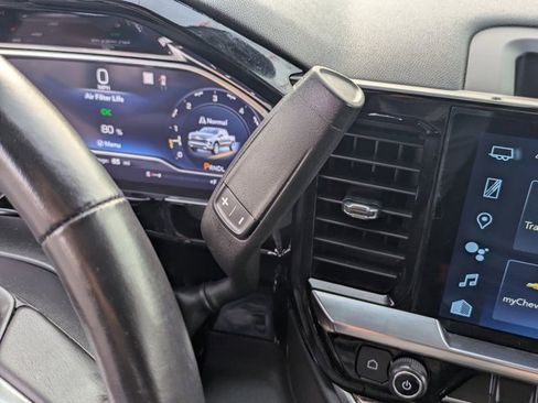 Used 2023 Chevrolet Silverado 1500 LT image 20