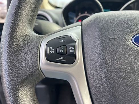 Used 2017 Ford Fiesta SE image 14