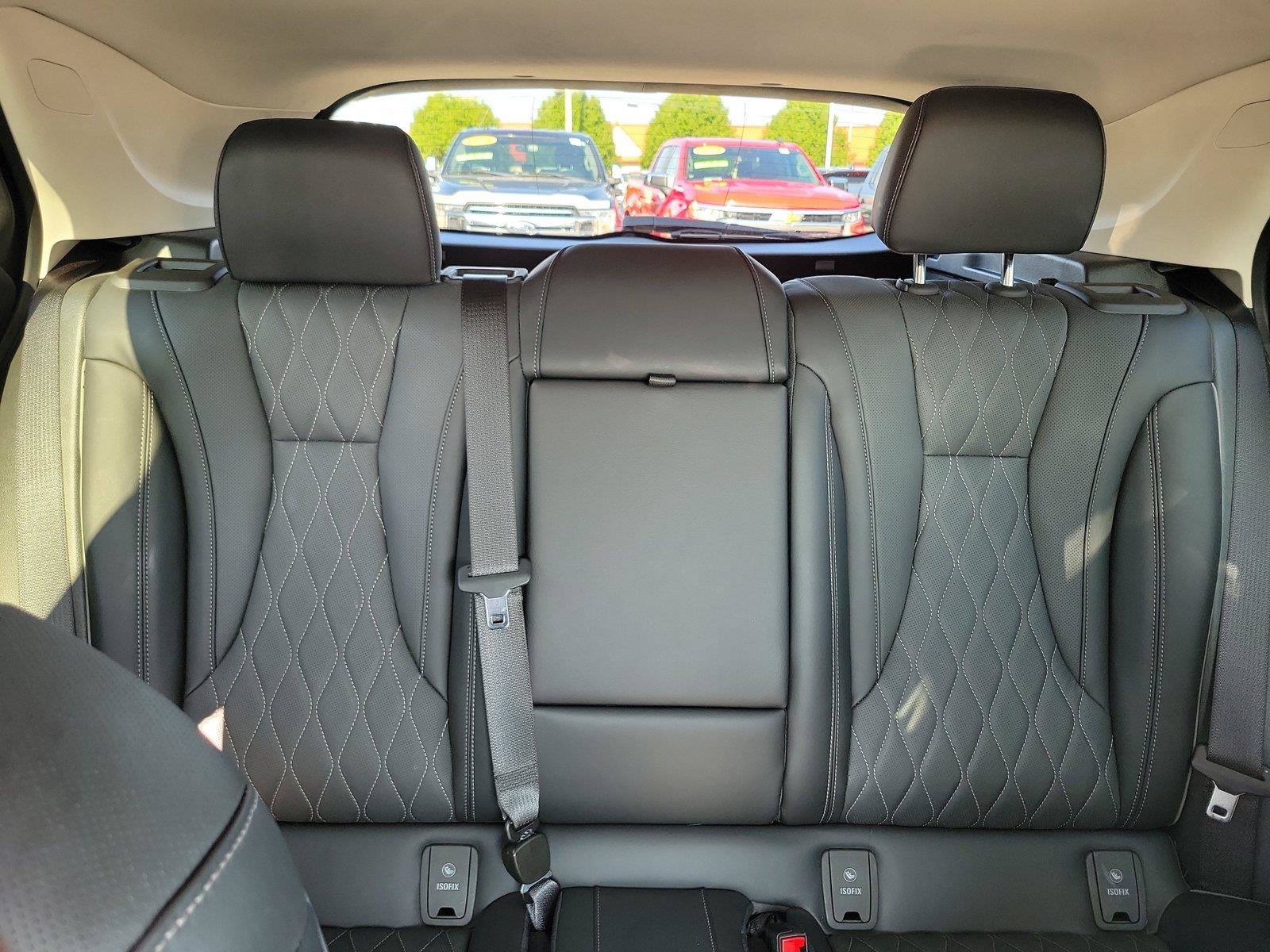 Used 2023 Buick Envision Avenir AWD/4WD image 13