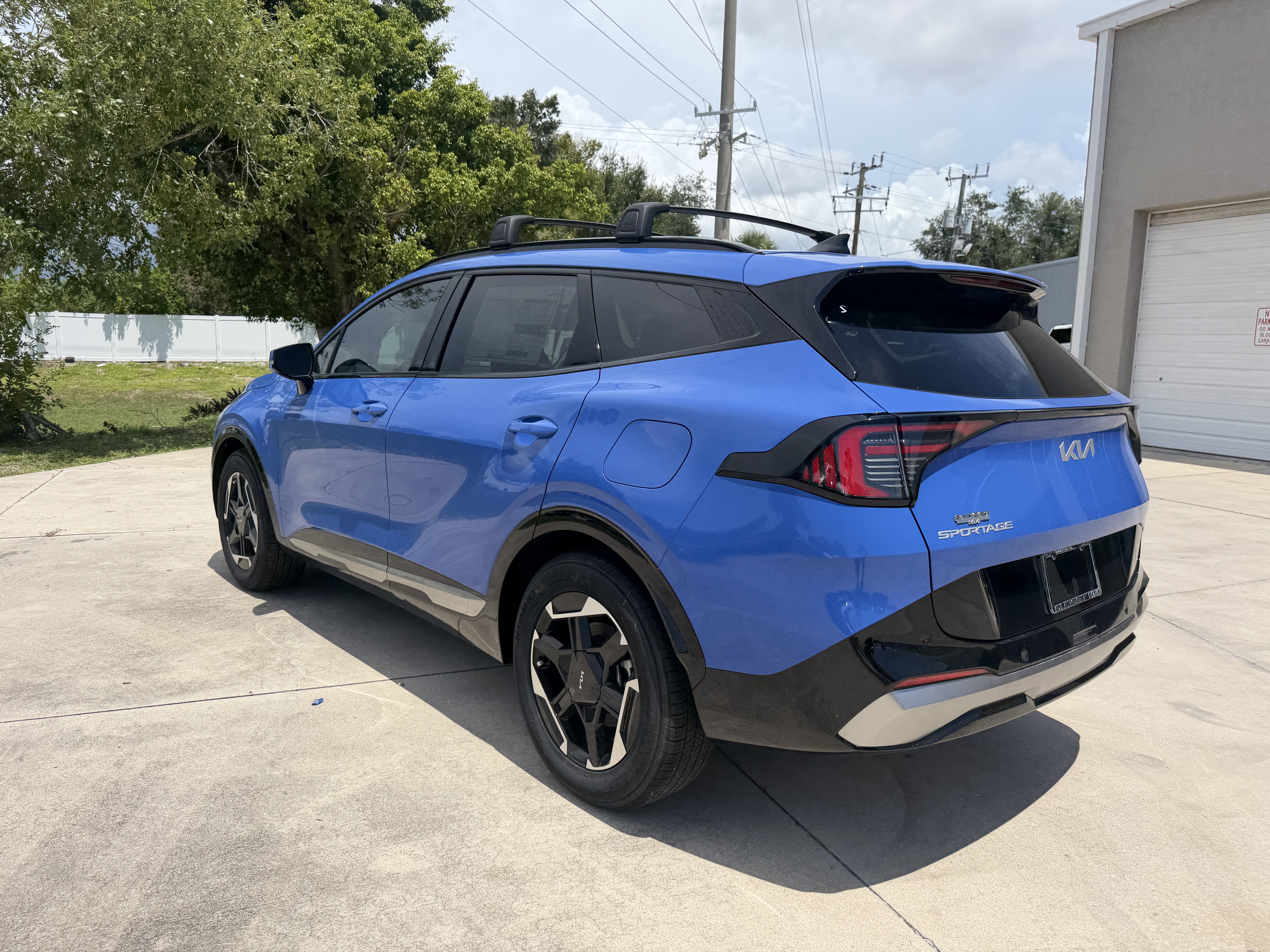 New 2026 Kia Sportage SX FWD image 5