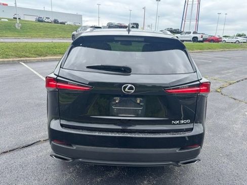 Used 2019 Lexus NX 300 FWD image 4