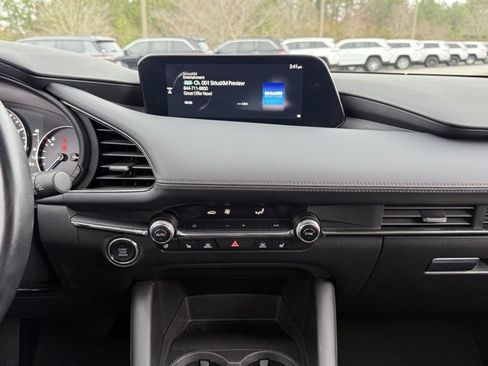 Used 2022 MAZDA MAZDA3 s image 17