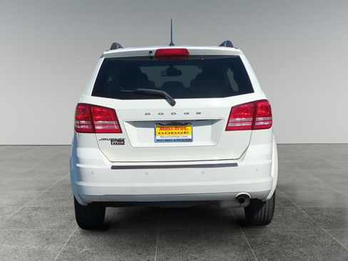 Used 2020 Dodge Journey SE image 4
