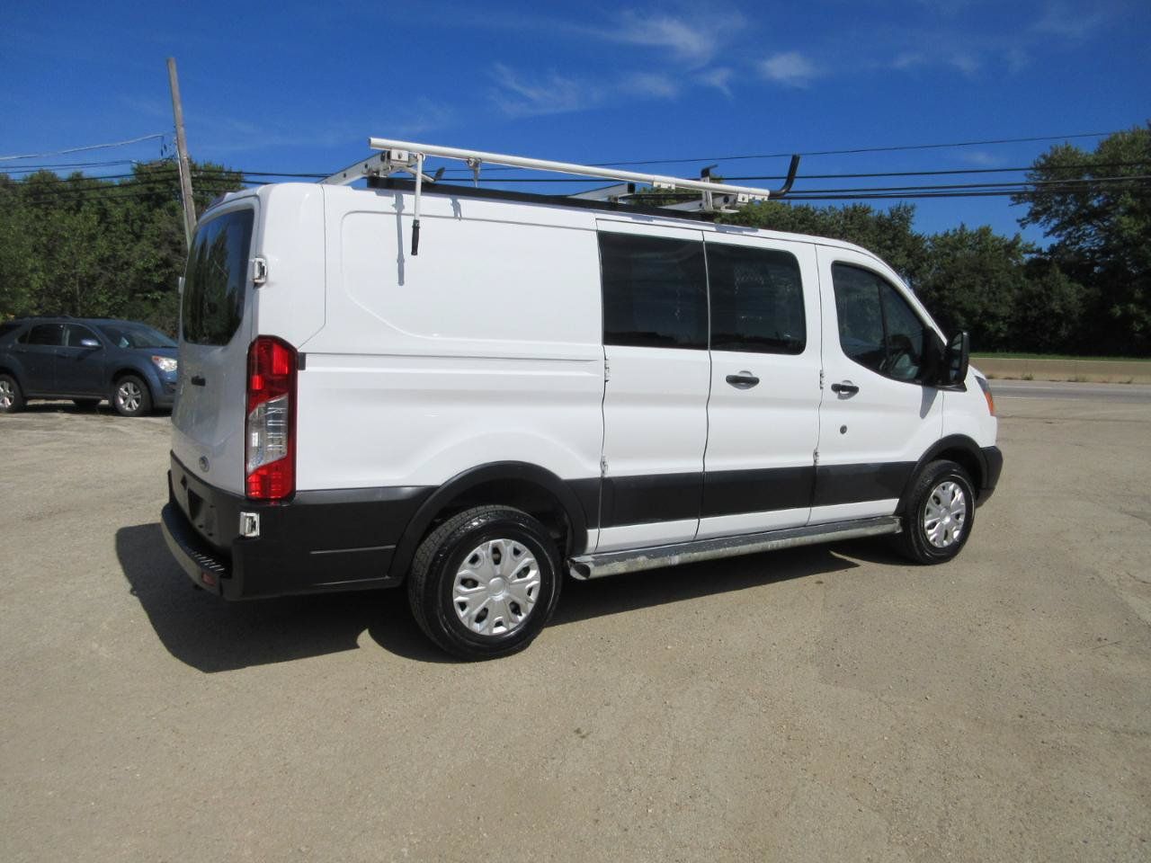 Used 2019 Ford Transit 250 130 Low Roof w/ Exterior Upgrade Package RWD image 6