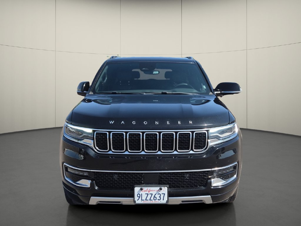 Used 2024 Jeep Wagoneer L Series II RWD image 2