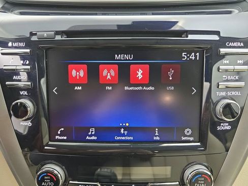 Used 2024 Nissan Murano SV image 30