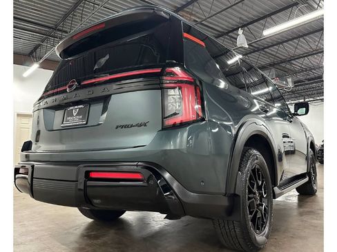 Used 2026 Nissan Armada PRO-4X AWD/4WD image 13