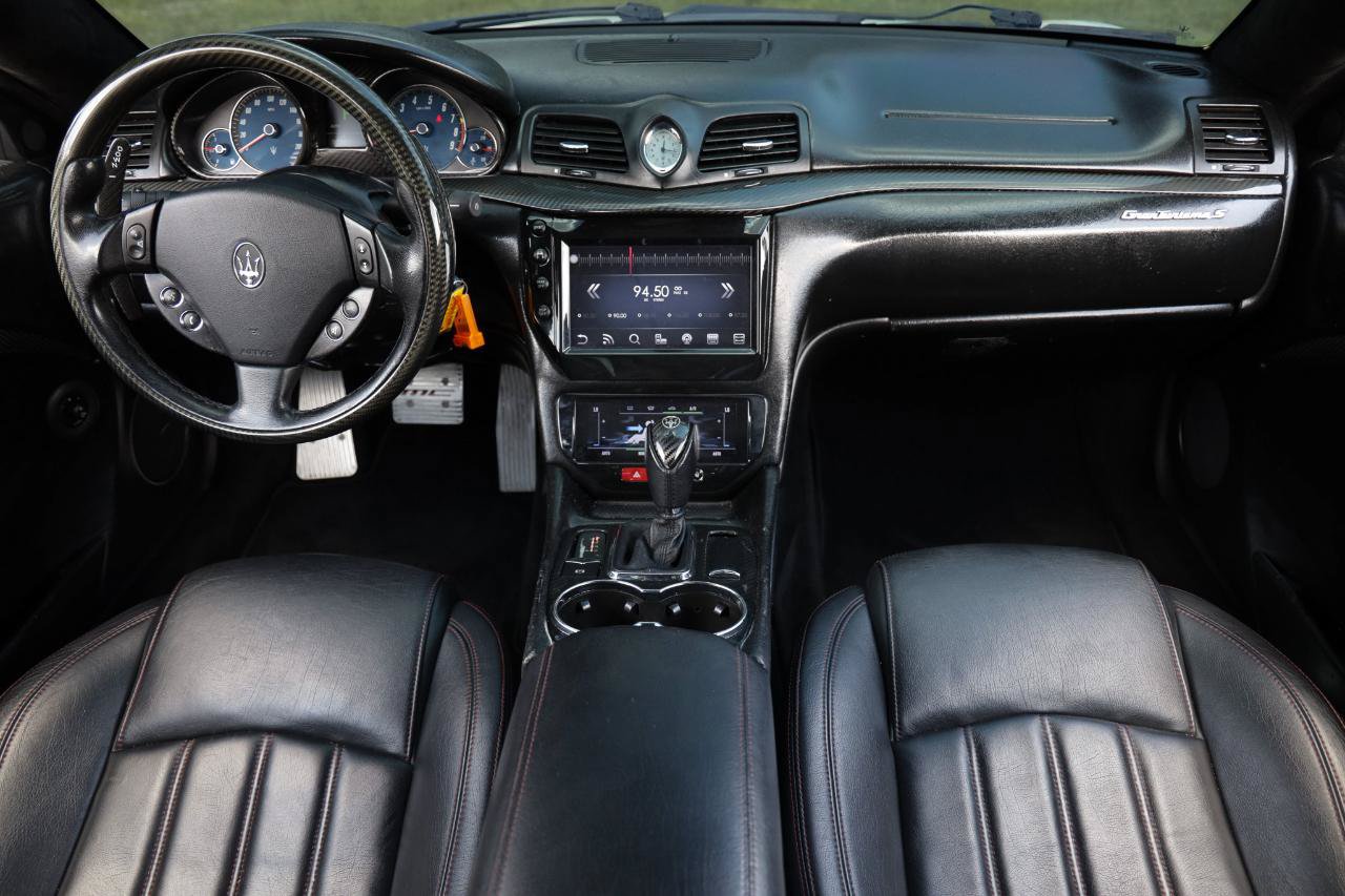 Used 2011 Maserati GranTurismo S RWD image 2