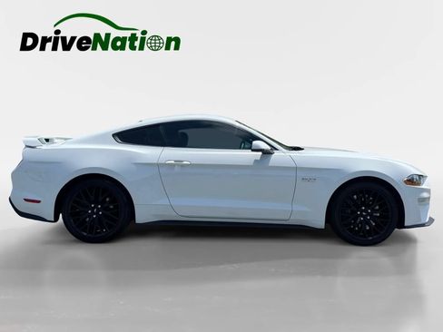 Used 2018 Ford Mustang GT Premium w/ GT Performance Package RWD image 4