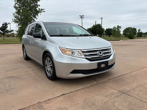 Used 2011 Honda Odyssey EX-L image 30