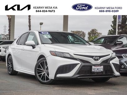 Used 2022 Toyota Camry SE w/ Carpet Mat Package (TMS)