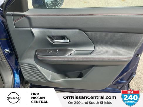 New 2025 Nissan Kicks SR FWD image 10