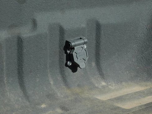 Used 2016 Ford F250 Lariat w/ Lariat Chrome Package image 12