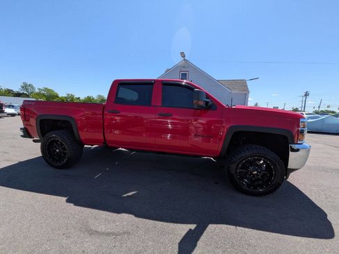 Used 2016 Chevrolet Silverado 2500 W/T w/ WT Convenience Package AWD/4WD image 7