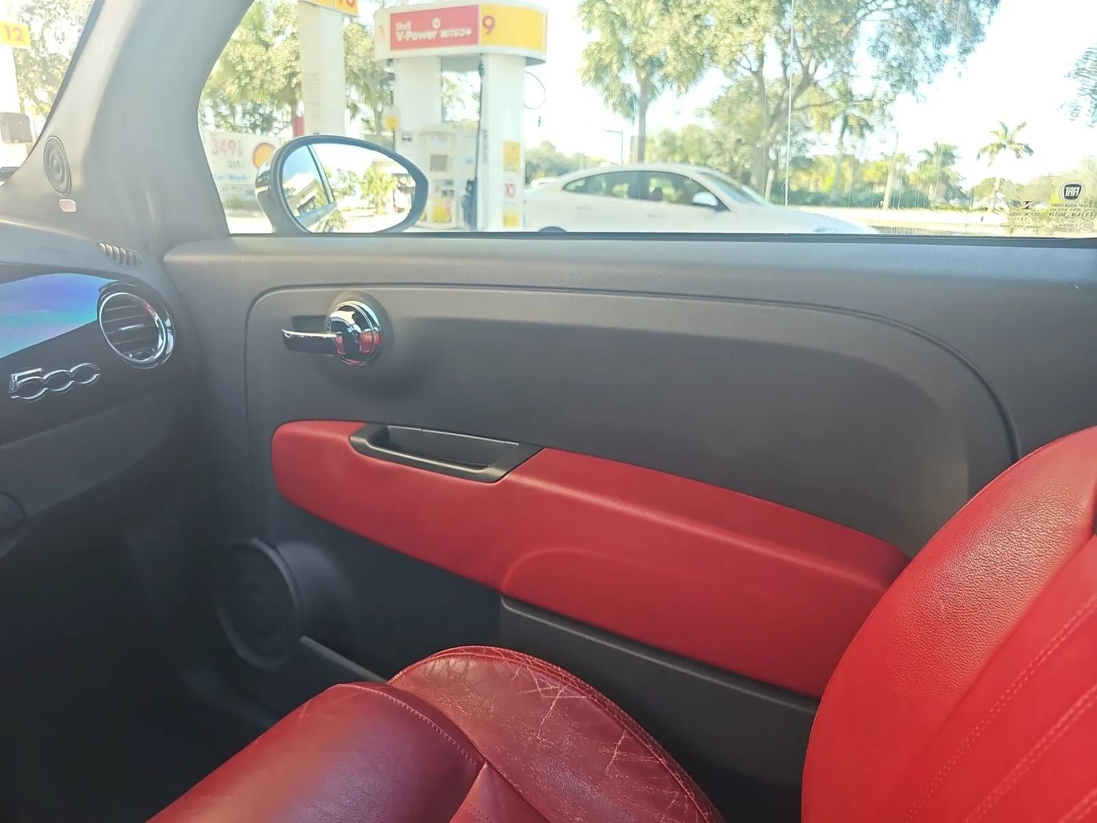 Used 2013 FIAT 500 Sport w/ Beats Audio Pkg FWD image 17