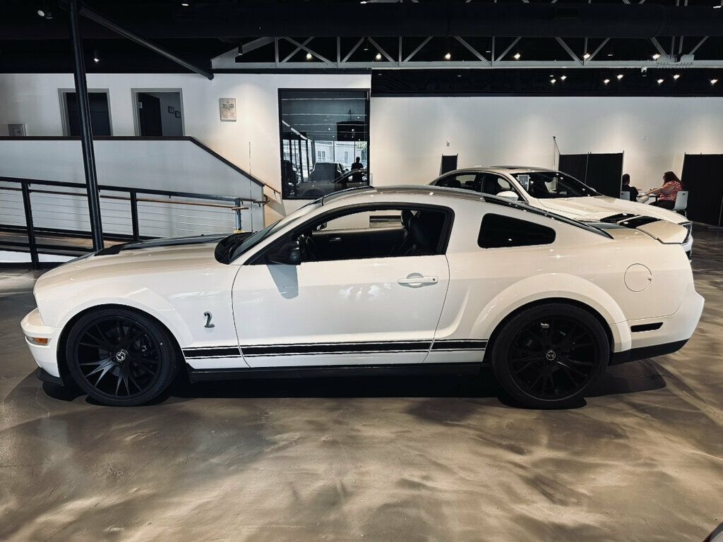 Used 2007 Ford Mustang Shelby GT500 RWD image 2