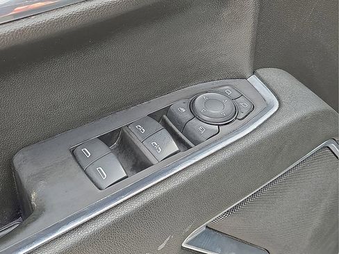 Used 2024 GMC Sierra 1500 SLT image 21