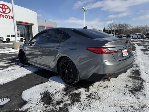 Certified 2025 Toyota Camry SE image 7