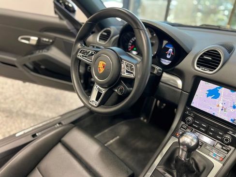 Used 2019 Porsche 718 Boxster S image 25