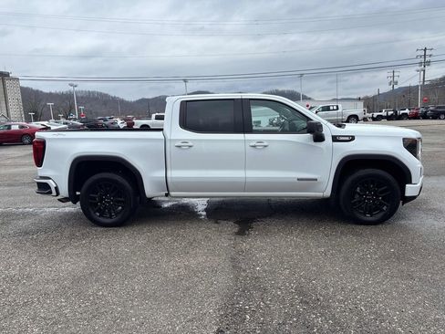 Used 2025 GMC Sierra 1500 Elevation image 6