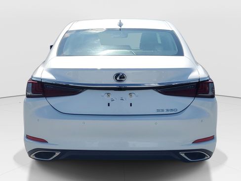 Used 2025 Lexus ES 350 w/ Premium Package FWD image 7