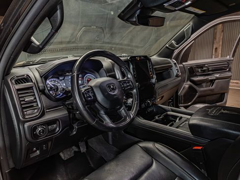 Used 2022 RAM 1500 Limited AWD/4WD image 12