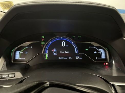 Certified 2018 Honda Clarity Plug-In Hybrid image 15