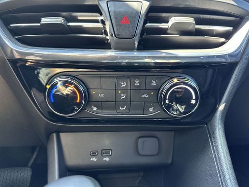 Used 2025 Buick Encore GX Sport Touring w/ Comfort Package image 28