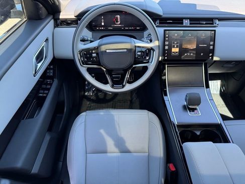 Used 2026 Land Rover Range Rover Velar Dynamic SE image 15