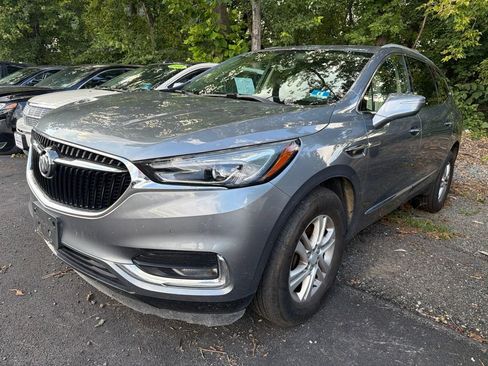 Used 2018 Buick Enclave Premium AWD/4WD image 2