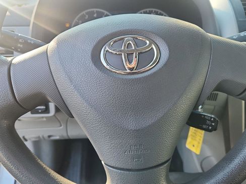 Used 2009 Toyota Corolla LE image 19