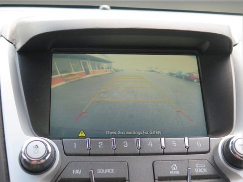 Used 2017 Chevrolet Equinox Premier w/ Enhanced Convenience Package AWD/4WD image 17