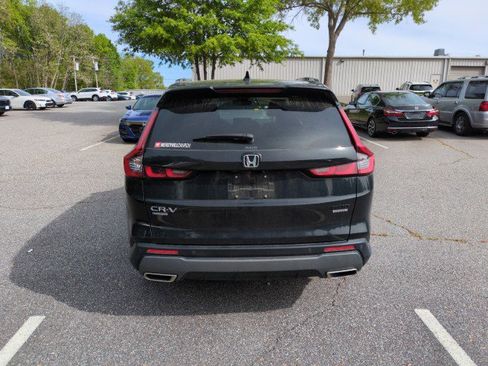 Certified 2025 Honda CR-V Sport Touring image 4