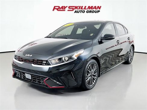 Used 2023 Kia Forte GT-Line w/ GT-Line Premium Package image 3