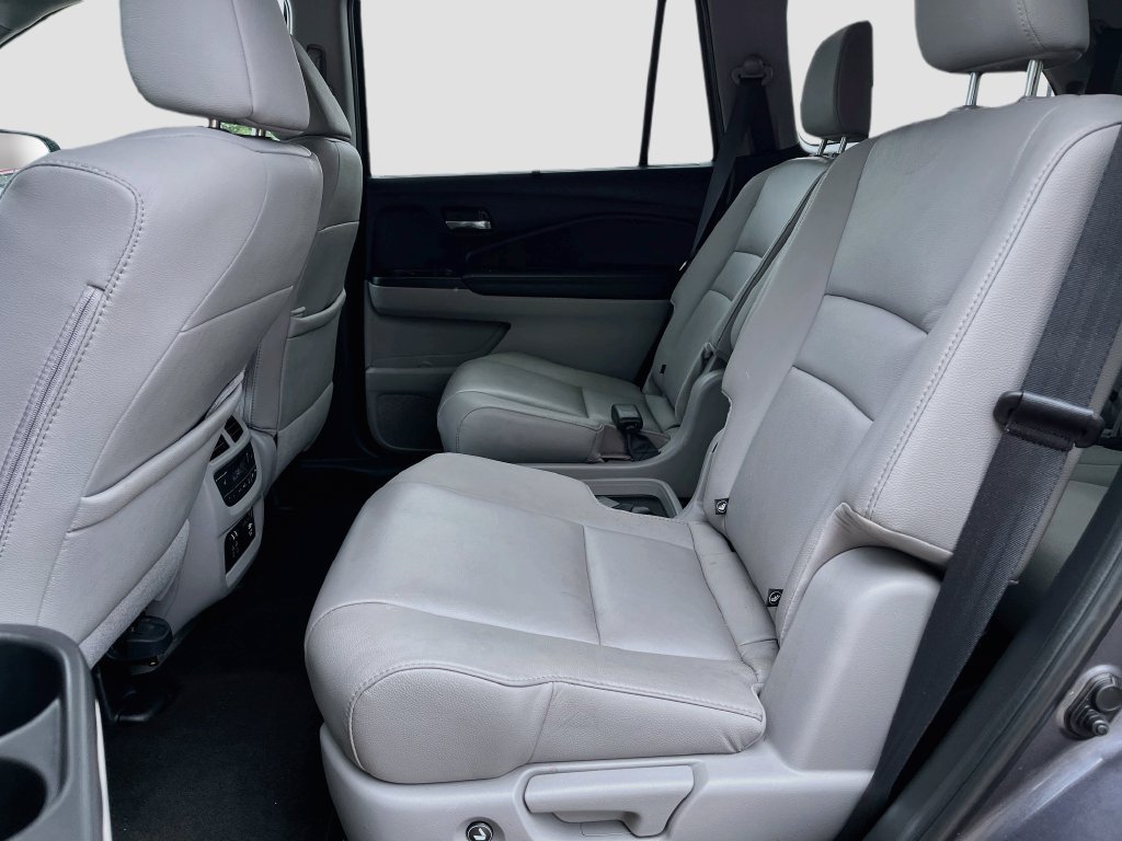 Used 2022 Honda Pilot Touring image 25