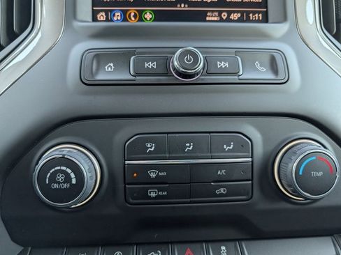 Used 2024 Chevrolet Silverado 1500 Custom w/ Turbomax Blackout Package image 19