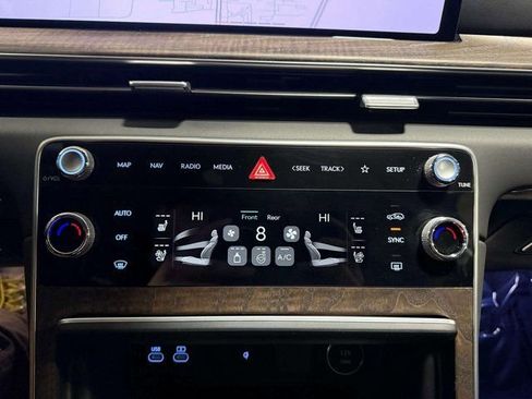 Used 2025 Genesis GV80 3.5T Advanced image 24