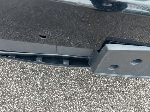 Used 2015 Chevrolet Suburban LT w/ Luxury Package image 13