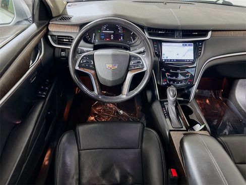 Used 2018 Cadillac XTS Luxury image 22