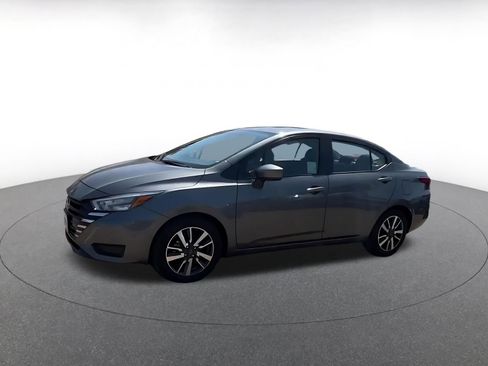 Used 2025 Nissan Versa SV FWD image 8